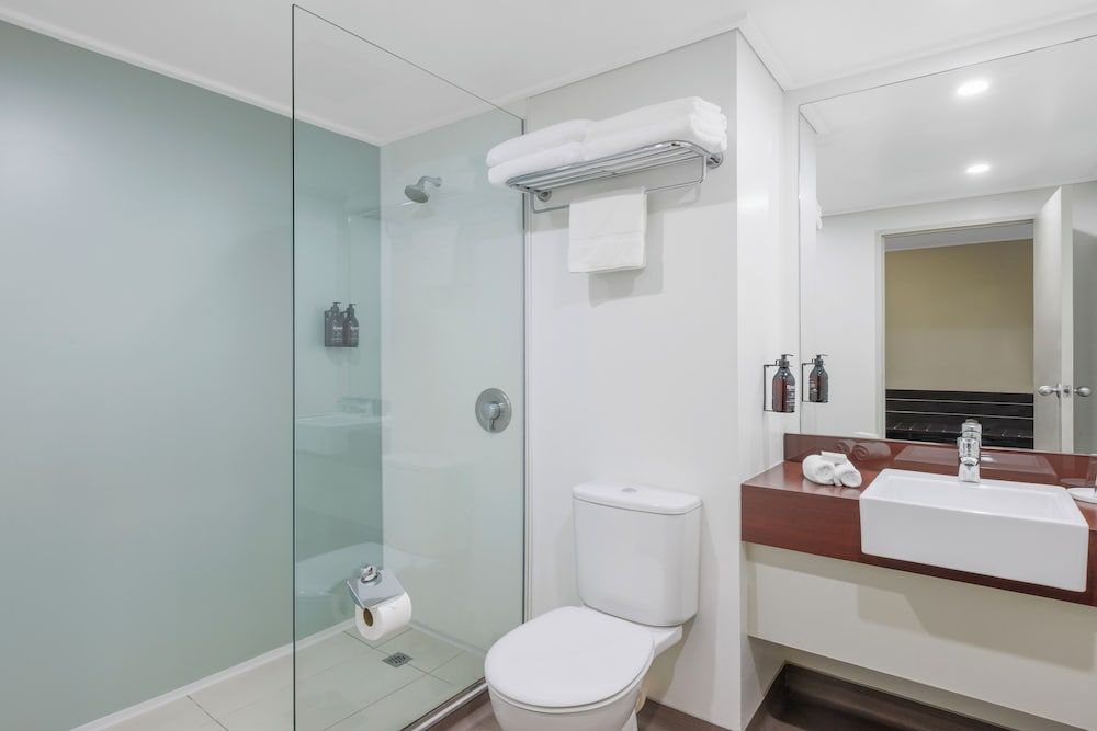 undefined Copthorne Hotel & Apartments Queenstown Lakeview 9