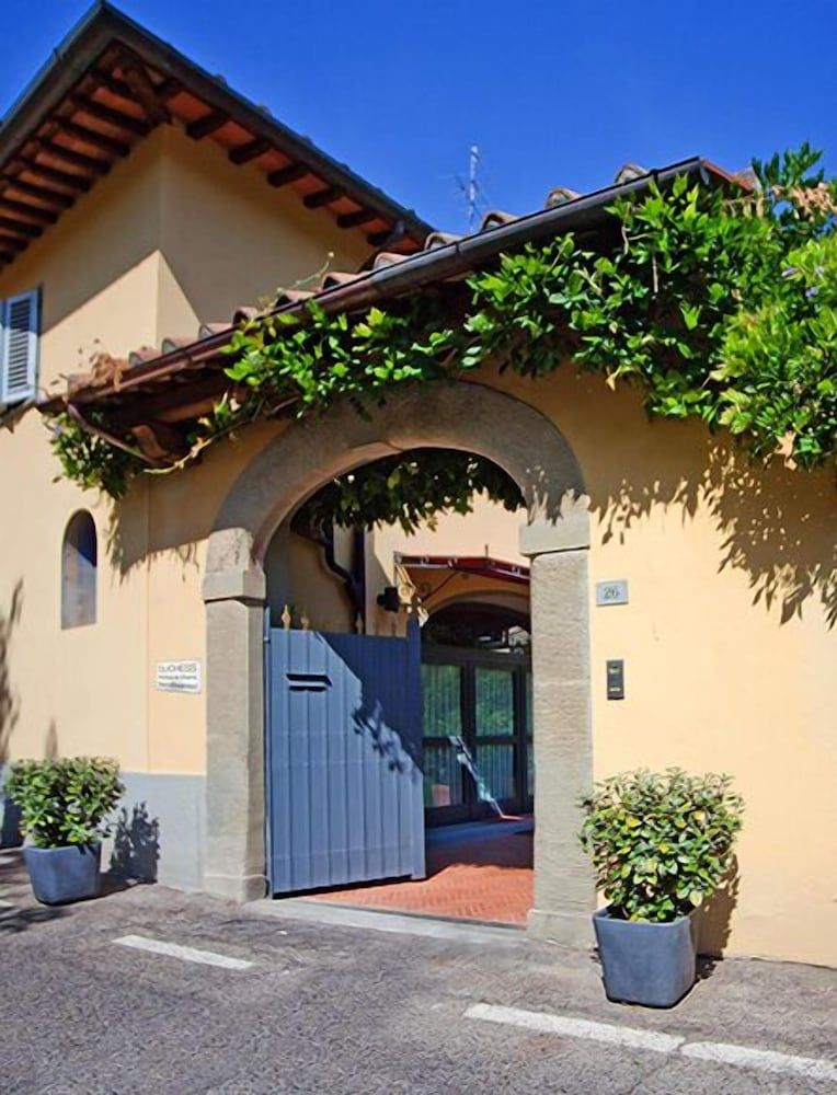 undefined Duchess Boutique Hotel B&B 2