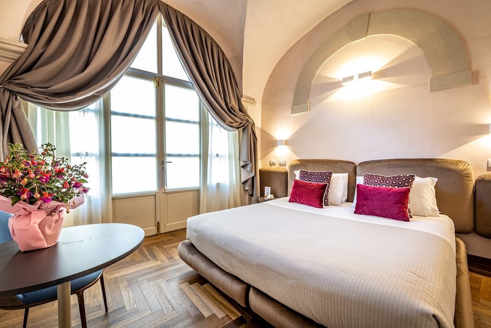 undefined Hotel La Scaletta Al Ponte Vecchio 9