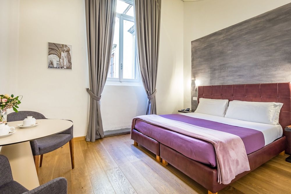 Hotel La Scaletta Al Ponte Vecchio Standard Double Room 9