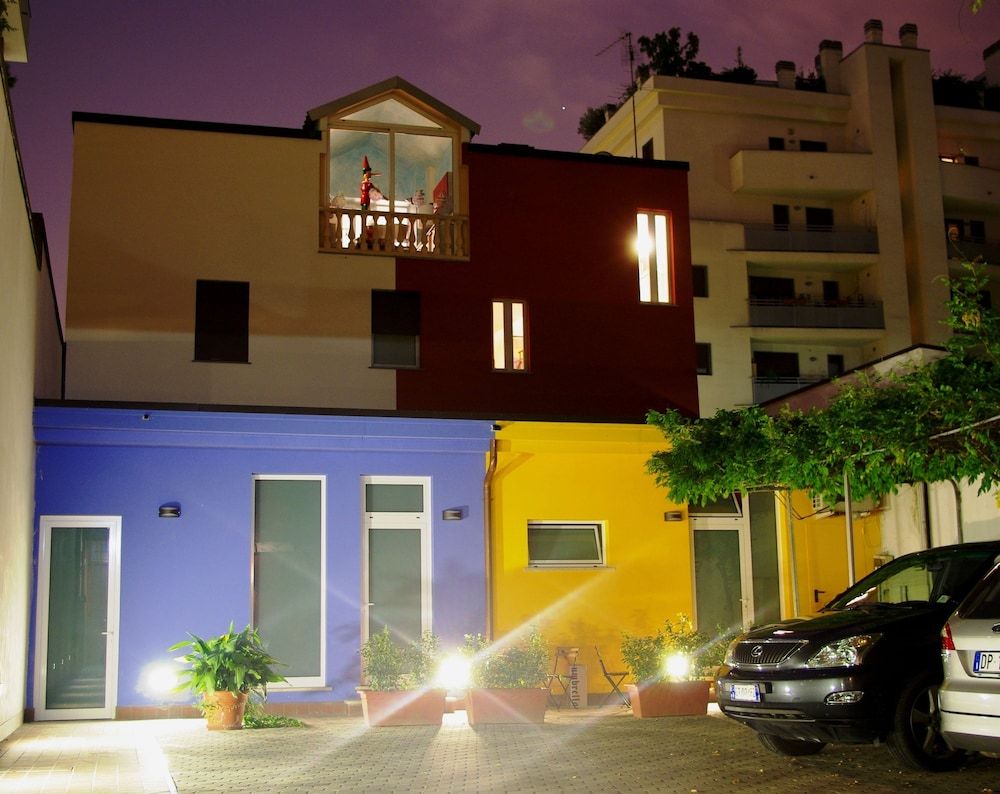 undefined Il Girasole 7