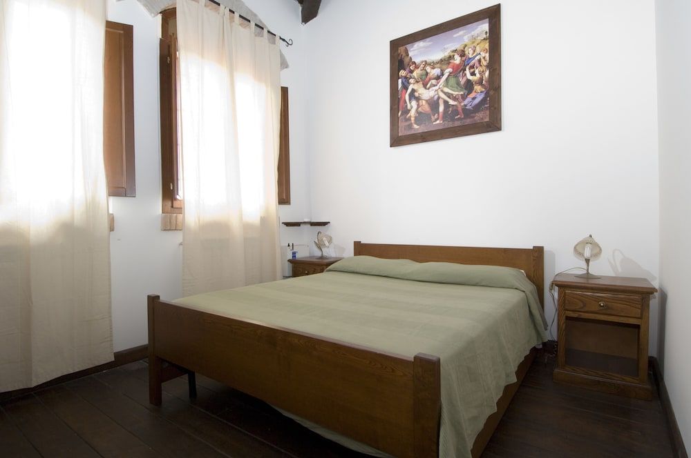 Duplex, Kitchenette