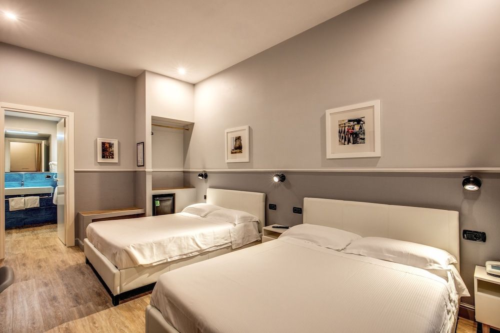 undefined Taormina 10