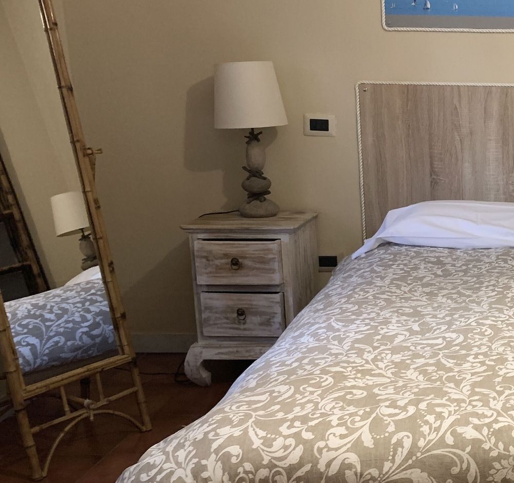 Residenza Marina B&B Superior Quadruple Room 5