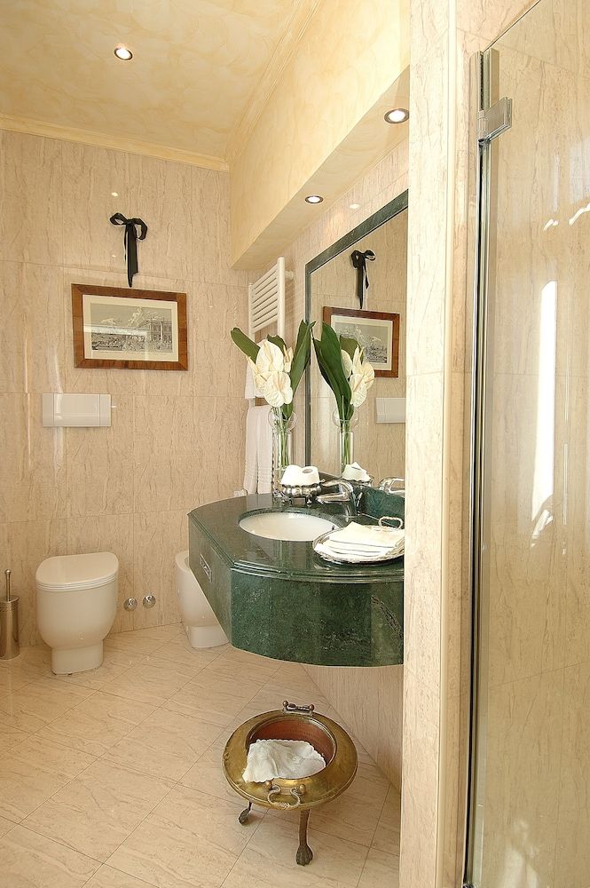 Palazzo Odoni Economy Double Room 4