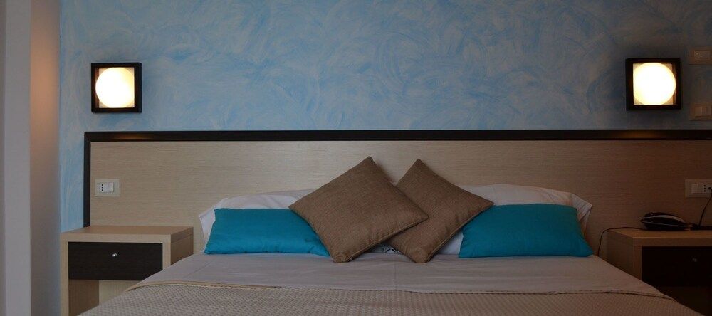 Hotel La Siesta Double Room 3