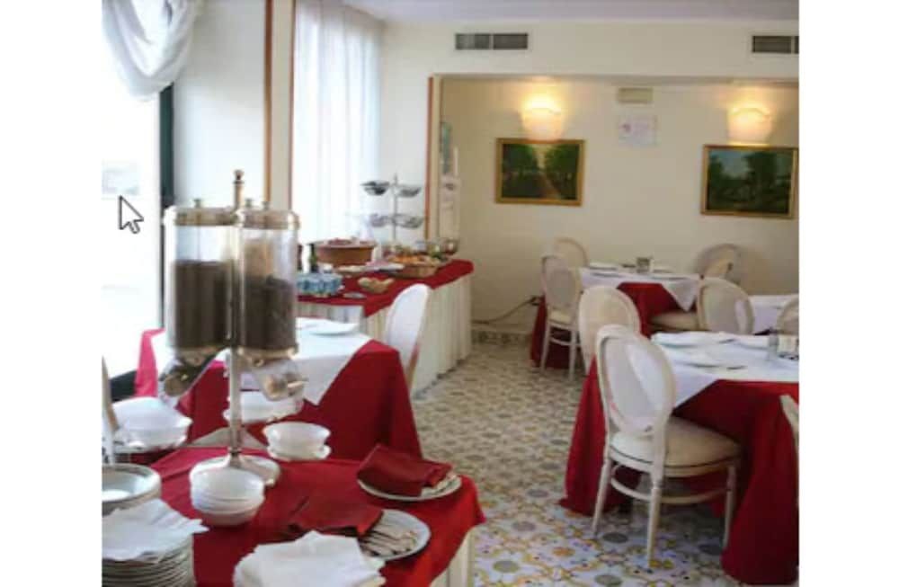 Hotel Colonna