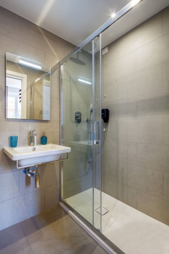 Maximus Double Room 12