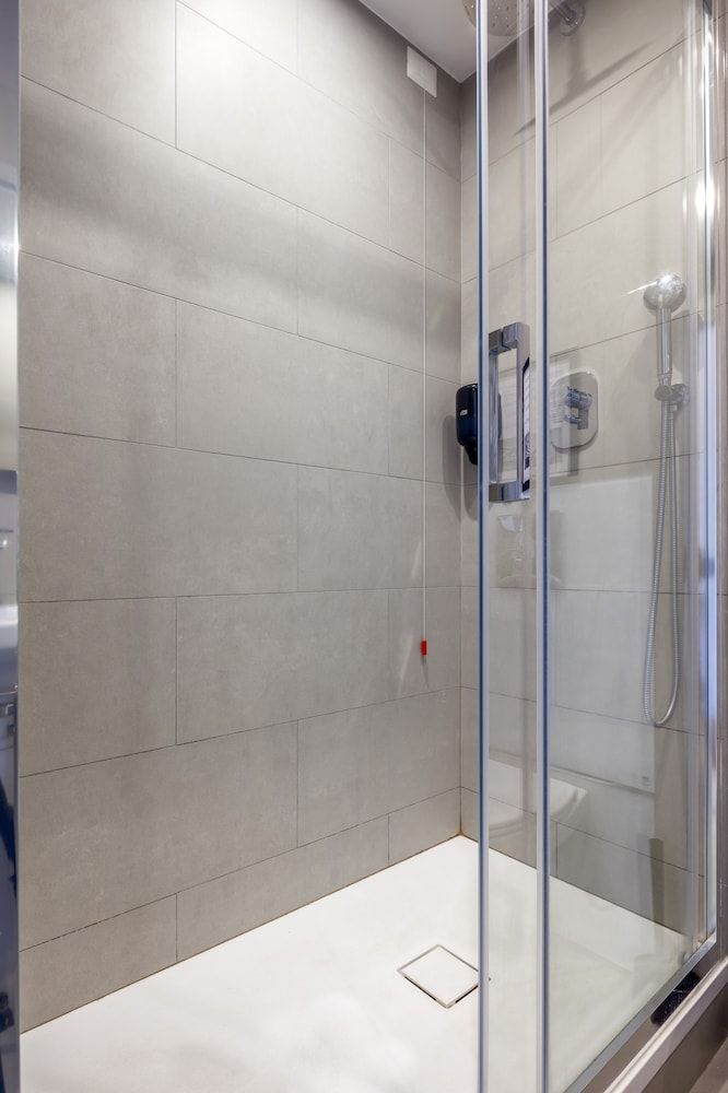 Maximus Double Room 9