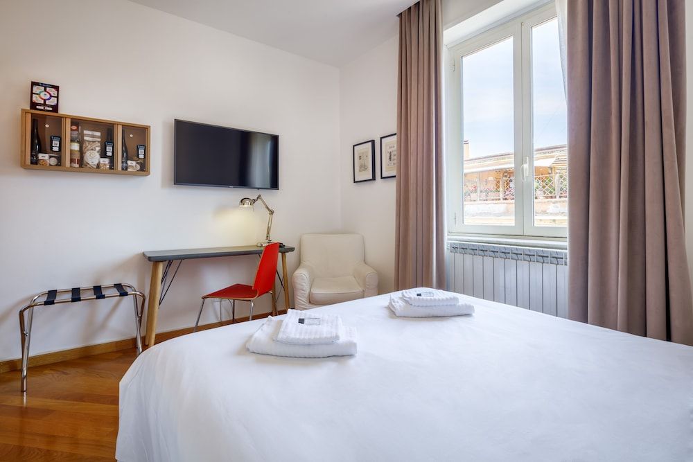 Maximus Double Room 4