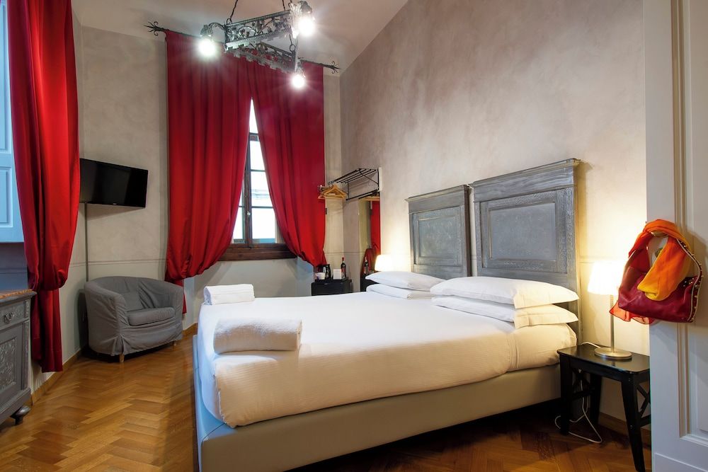 N4U Guest House Double Room 4