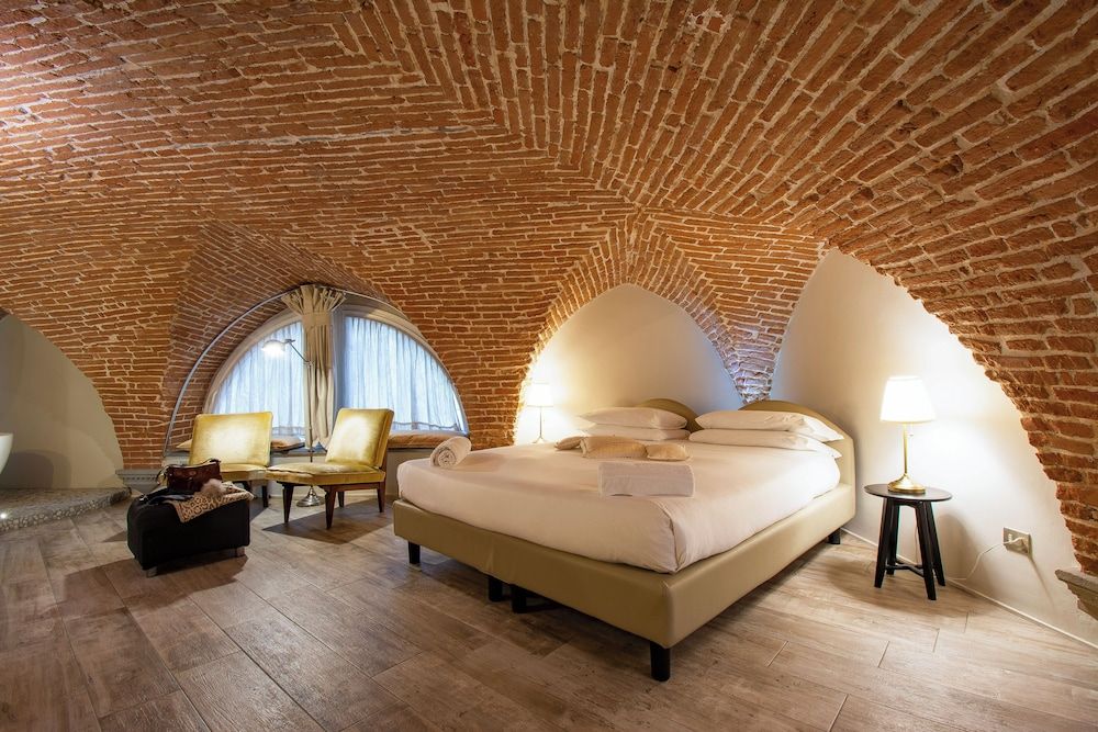 undefined N4U Guest House 3