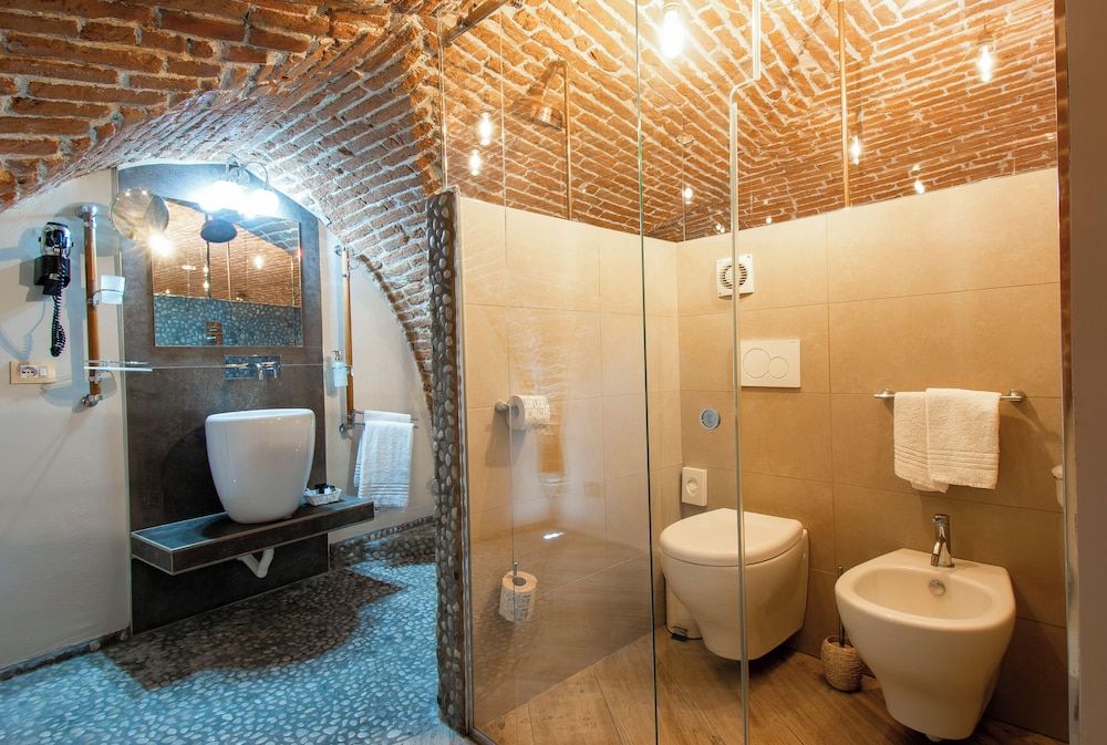 undefined N4U Guest House 6