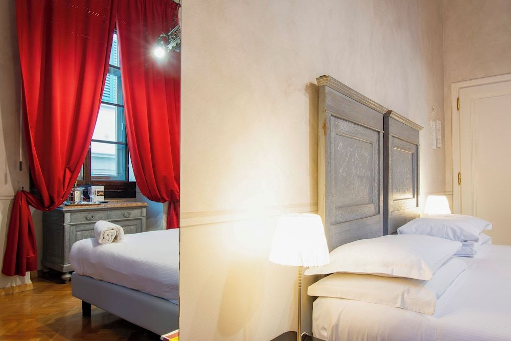 N4U Guest House Double Room 26