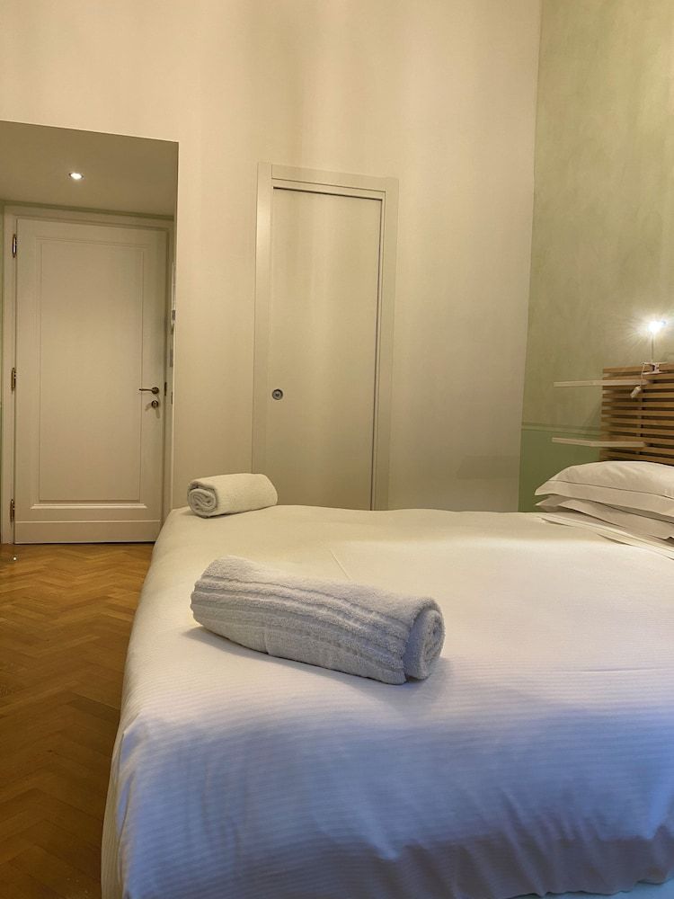 N4U Guest House Double Room 24