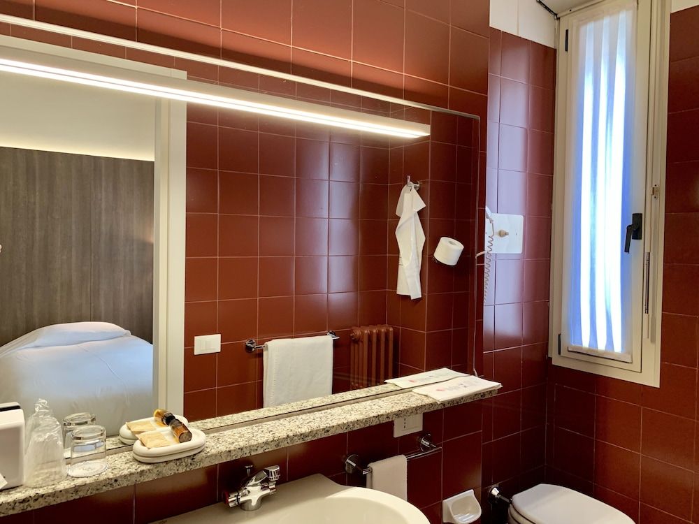 Hotel Brescia Classic Single Room 6