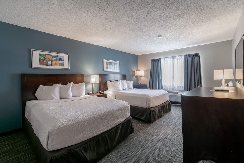 Room, 2 Queen Beds, Non Smoking
