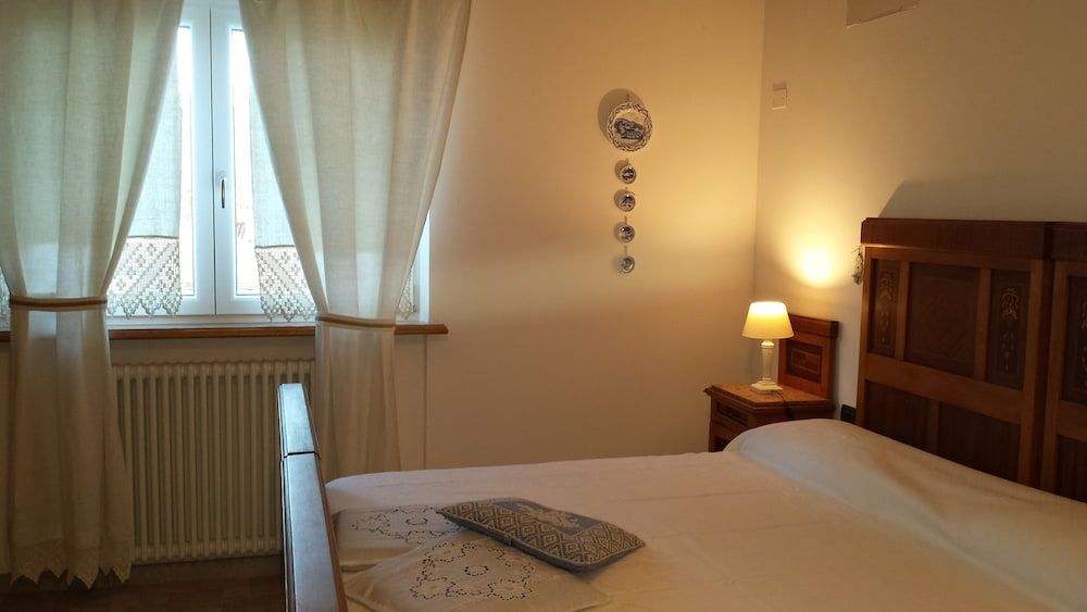 Romantic Double Room, Garden View