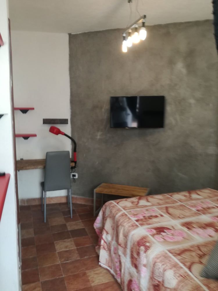 B&B PompeiLog