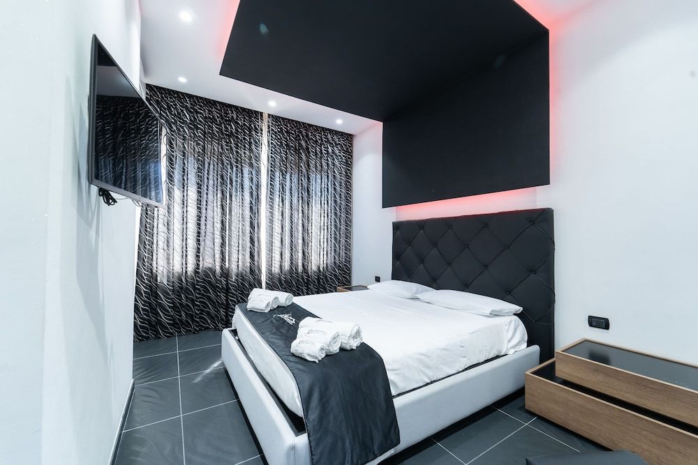Studio Suite Annex, City View, Hot Tub