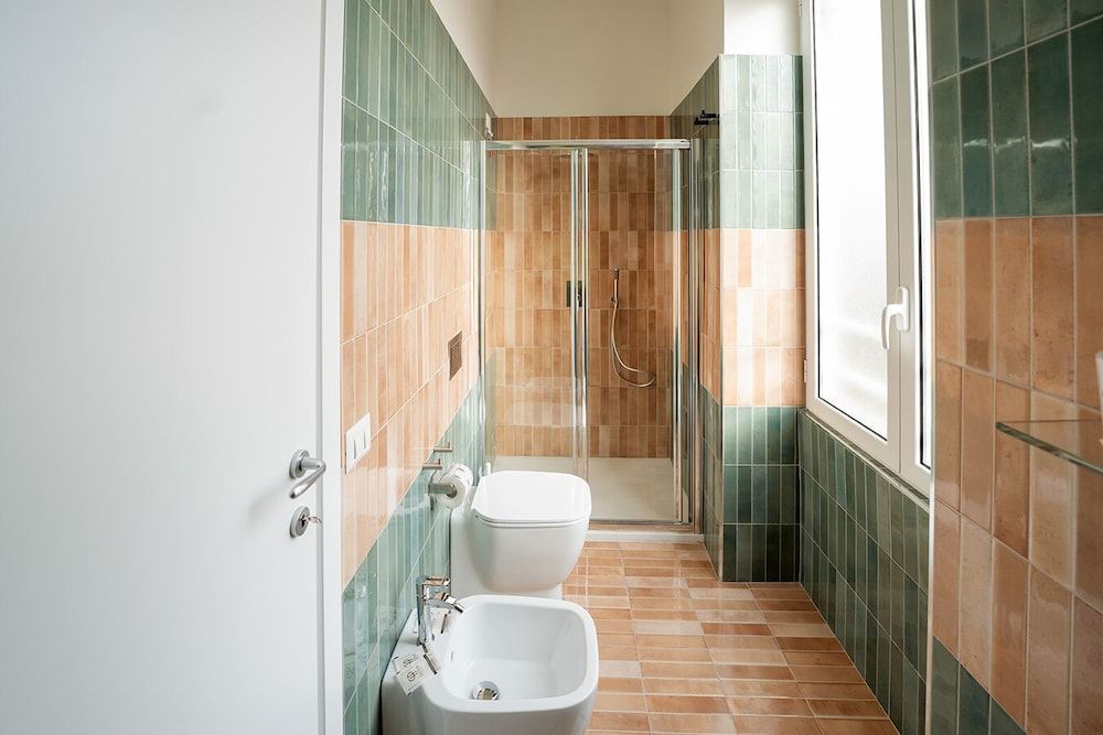 P.C. Boutique H. Napoli Centro Superior Room, 1 Bedroom, Partial Sea View, Annex Building (via del chiostro 25) 4