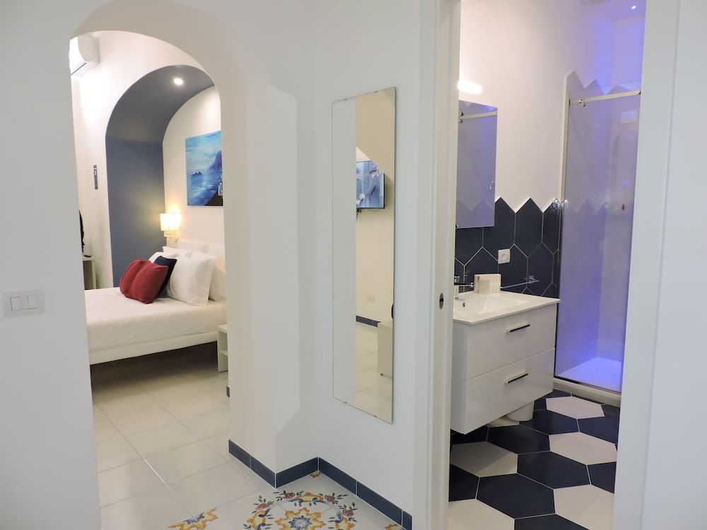 Villa Gabriella Family Double Room 6