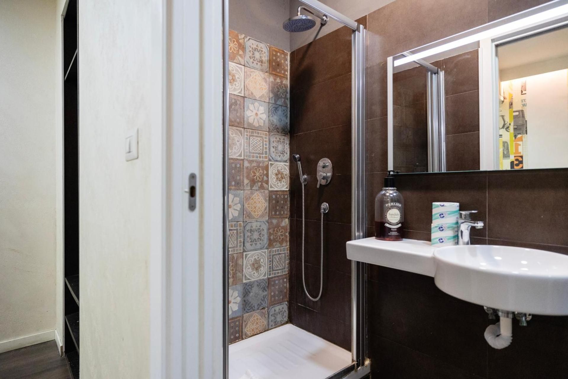 Quadruple Room with Private Bathroom