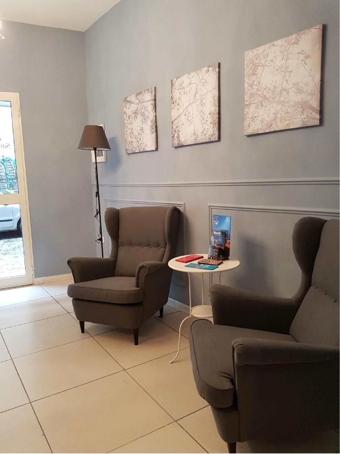 shared lounge/tv area