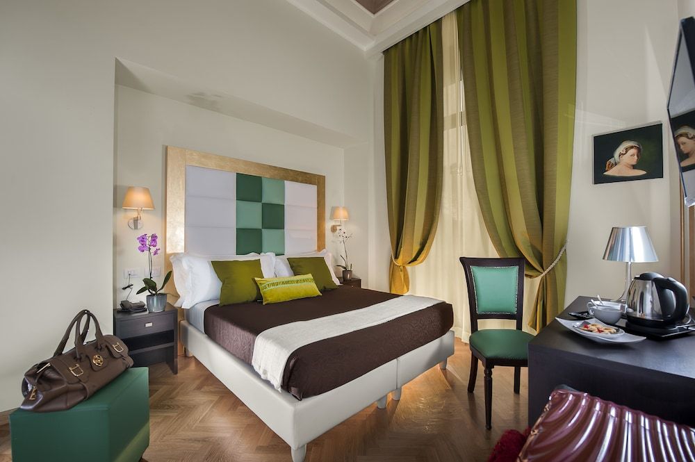DVE Suite Rome Classic Double Room 4