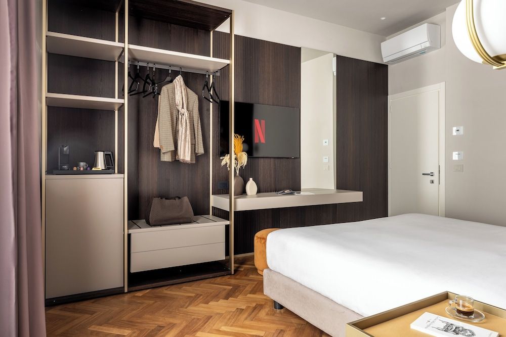 undefined Aramis Deluxe Rooms 8