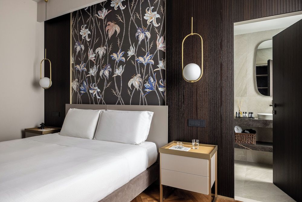 undefined Aramis Deluxe Rooms 4