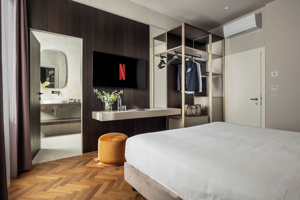 undefined Aramis Deluxe Rooms 6