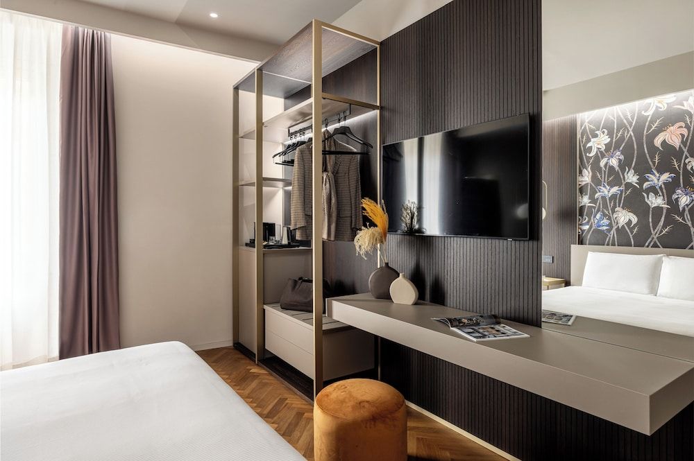 undefined Aramis Deluxe Rooms 7