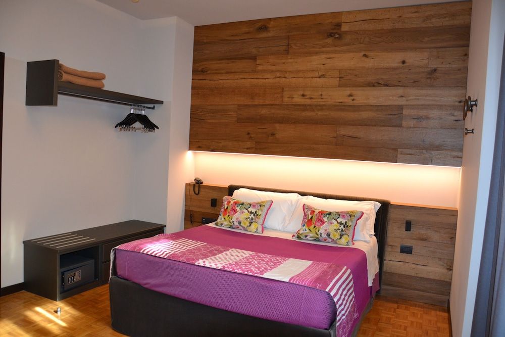 Park Hotel Meublé Double or Twin Room 9