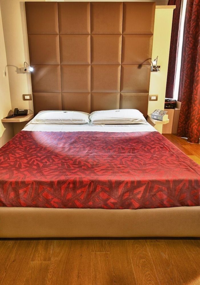 undefined Boutique Rome Inn 9