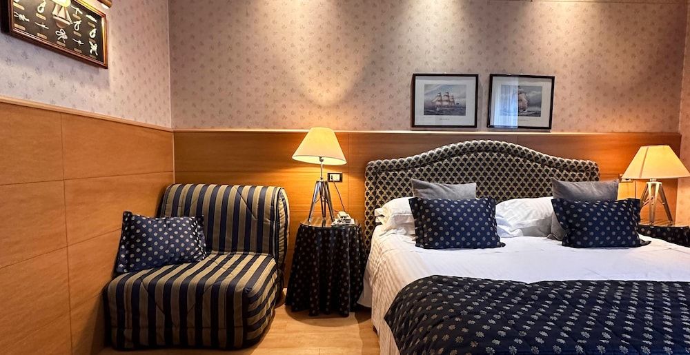 Hotel Lungomare Double Room, Sea View (Prestige) 4