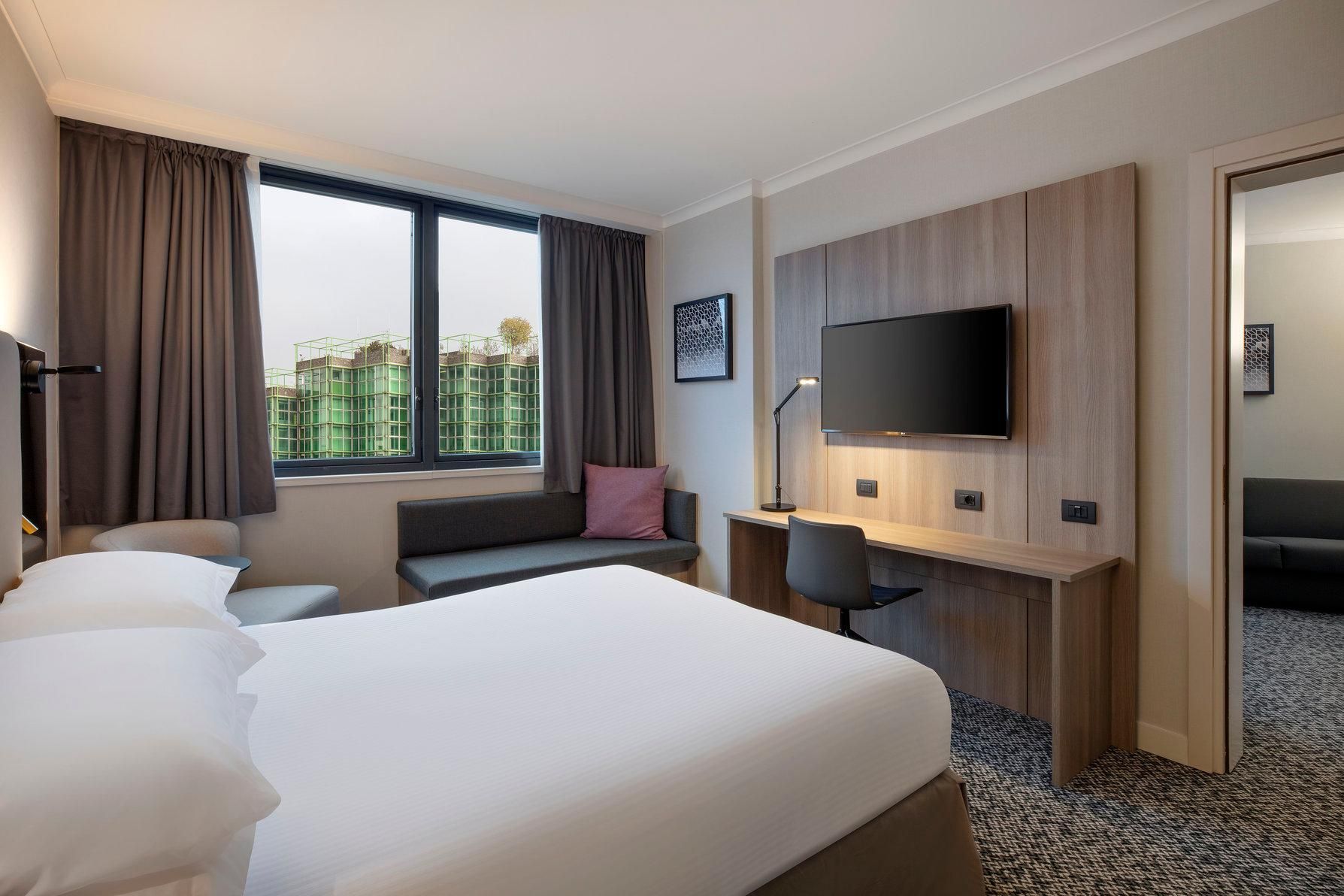 1 Bedroom Duplex Suite