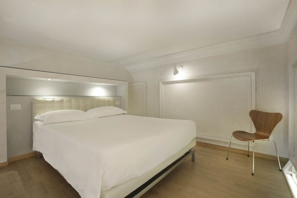 Deluxe Double Room, City View