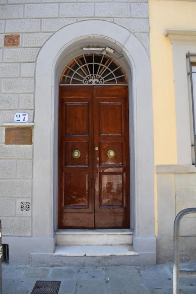 undefined Soggiorno Santa Reparata 5