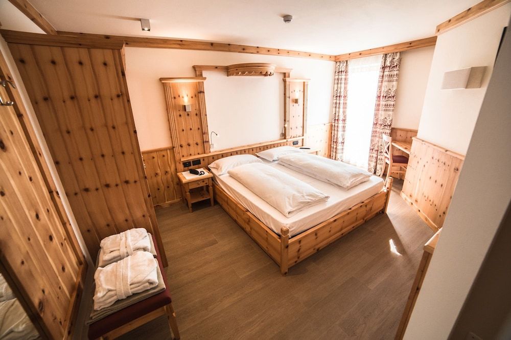 Suite (Spa Access)