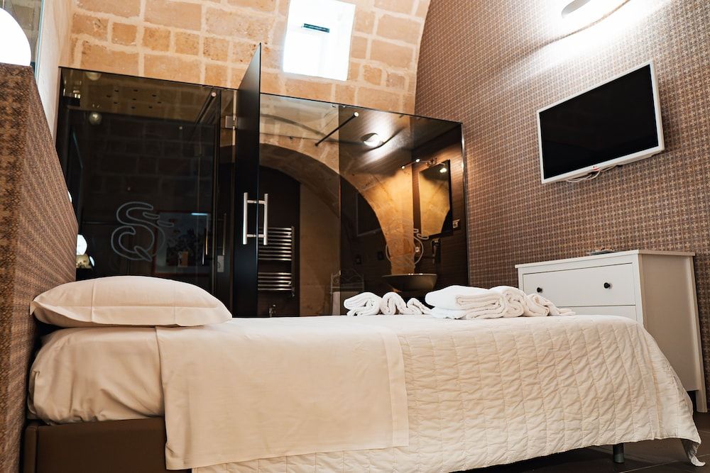 undefined Ai Quarti Sottani 10