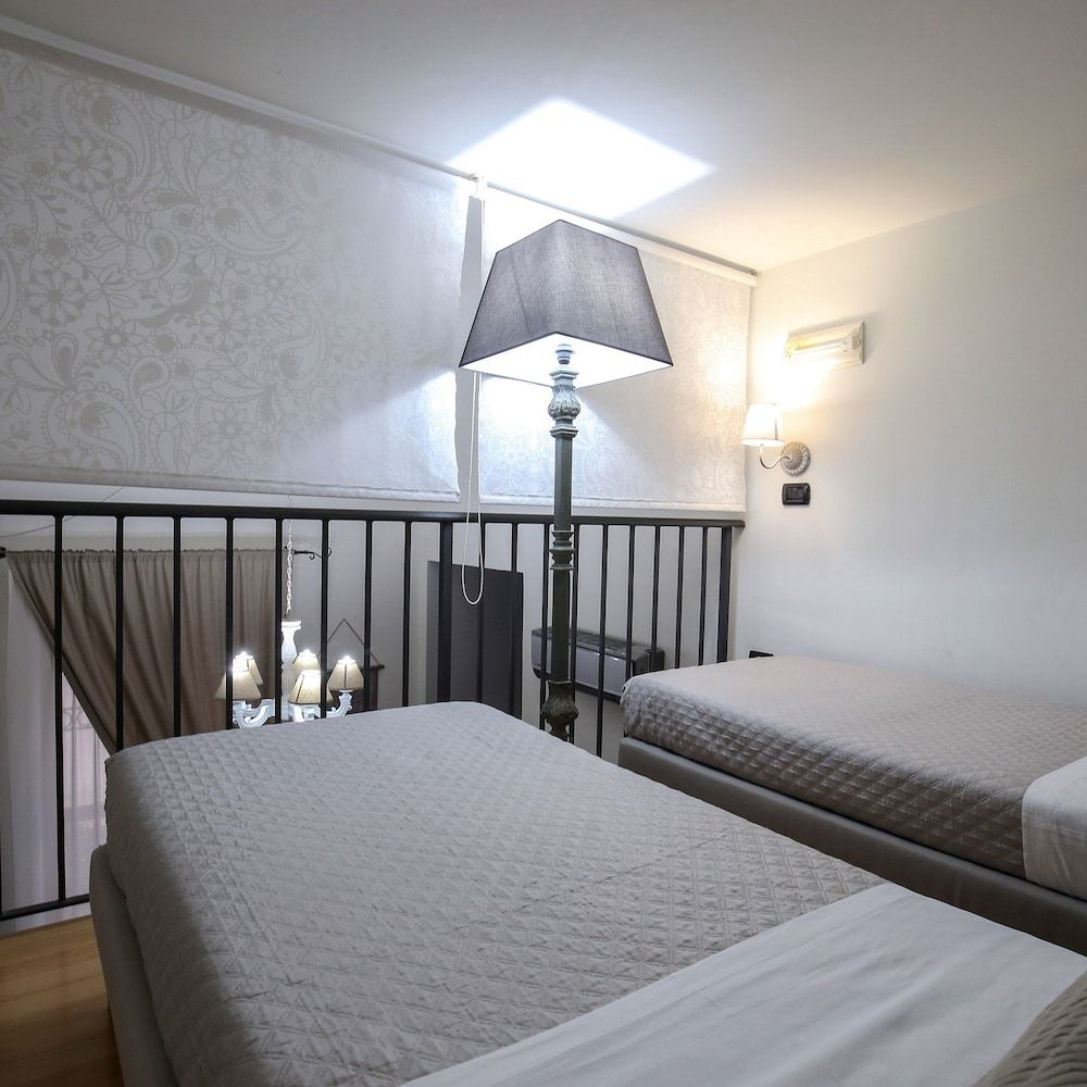 Corte Segreta Apartments Deluxe Duplex, 2 Bedrooms, City View 11