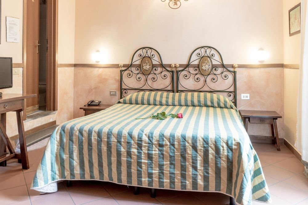 undefined Hotel Monica 4