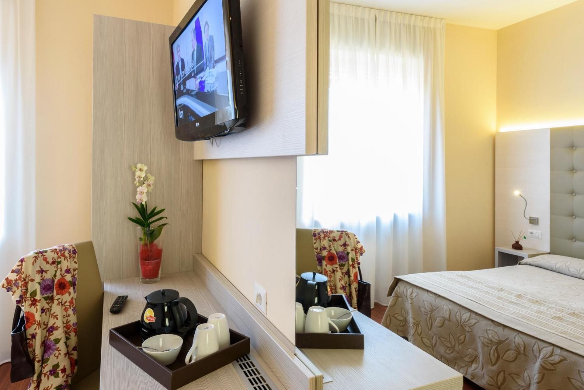 Primavera Quadruple Room 2