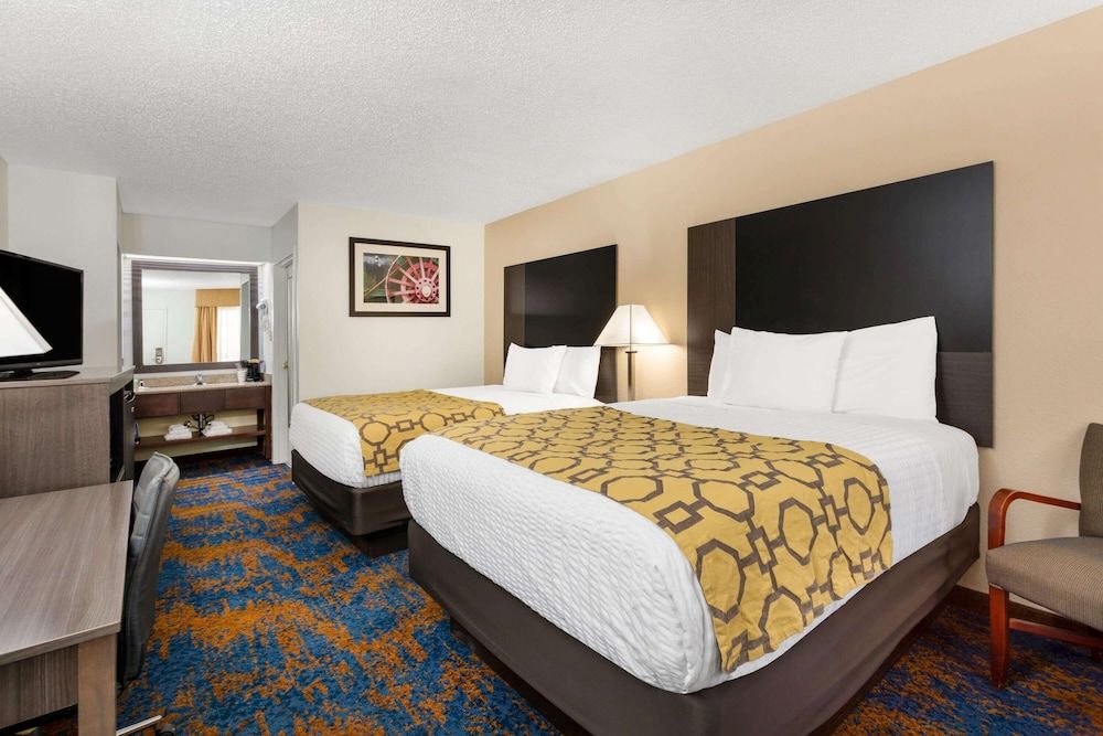 Room, 2 Queen Beds, Non Smoking