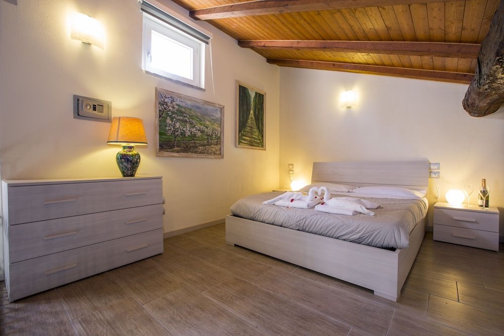 Medioevo in Centro Studio (Attic) 2