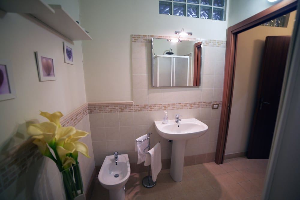 B&B Lamezia Terme Panoramic Suite, 1 Bedroom, Kitchen 8