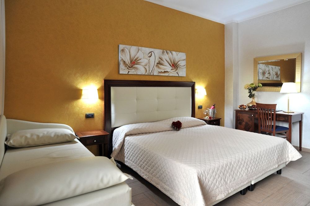 Hotel Flora Junior Suite, 1 Bedroom, Balcony