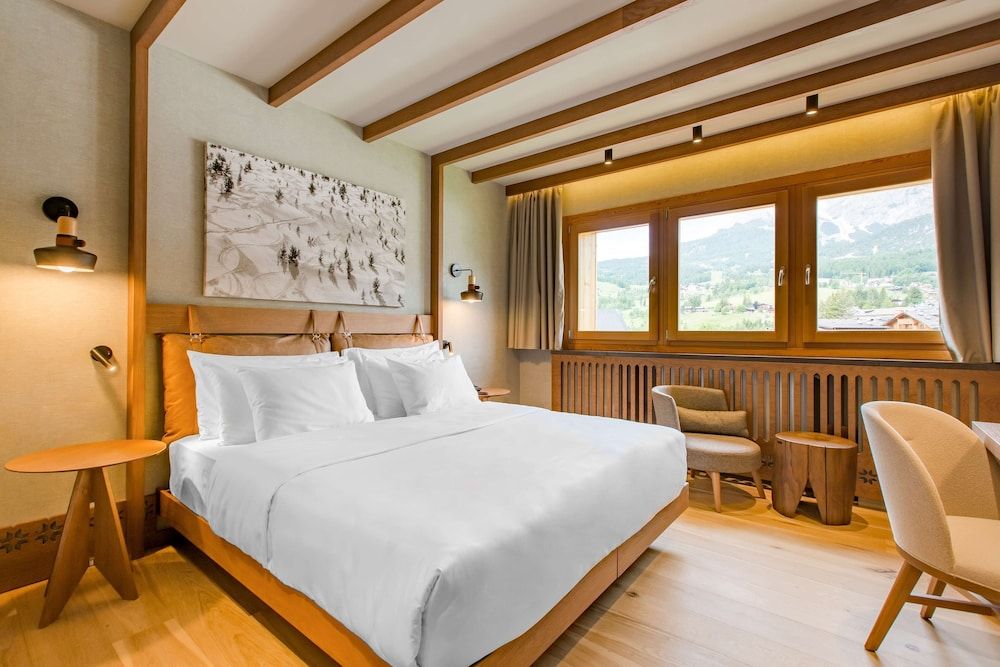 Grand Hotel Savoia Cortina d'Ampezzo, A Radisson Collection Hotel Room (Collection) 3