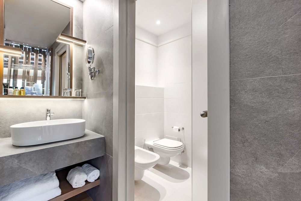 Grand Hotel Savoia Cortina d'Ampezzo, A Radisson Collection Hotel Room (Collection) 8